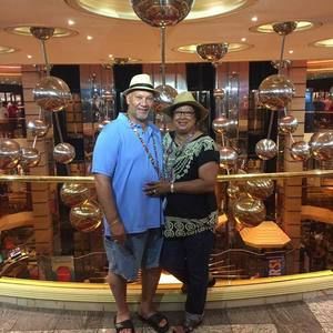 Meet your Posher, Edith